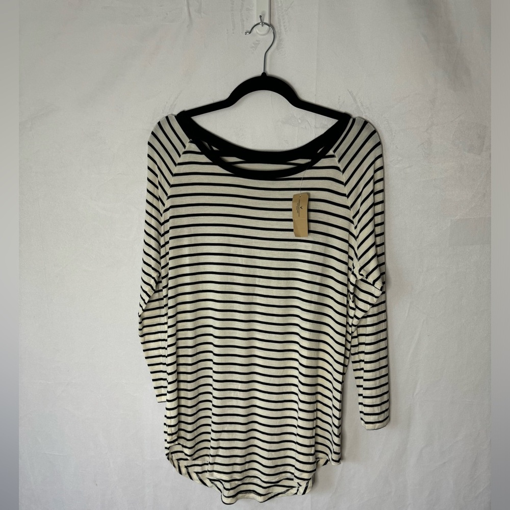 NWT AMERICAN EAGLE STRIPED LONG SLEEVE SHIRT